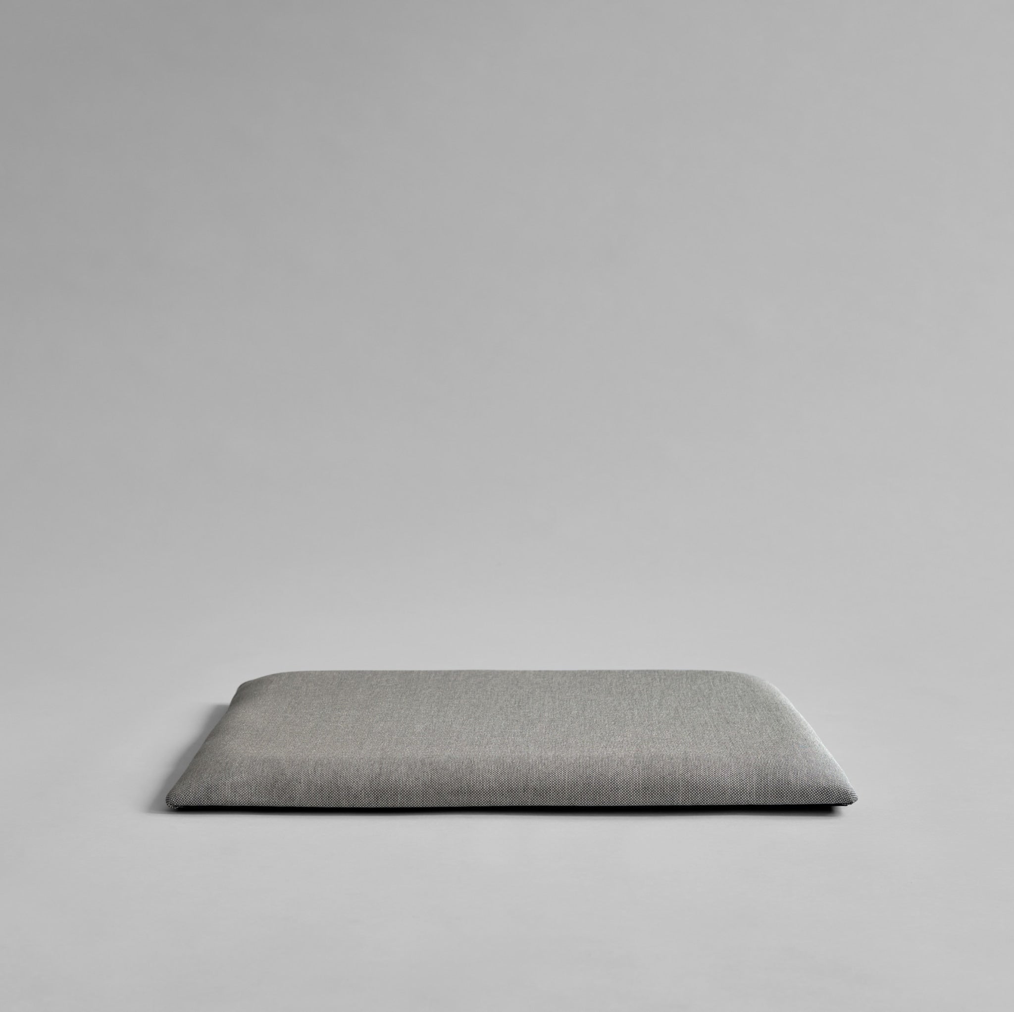 Brutus Lounge Cushion - Taupe (Pallazo 163)