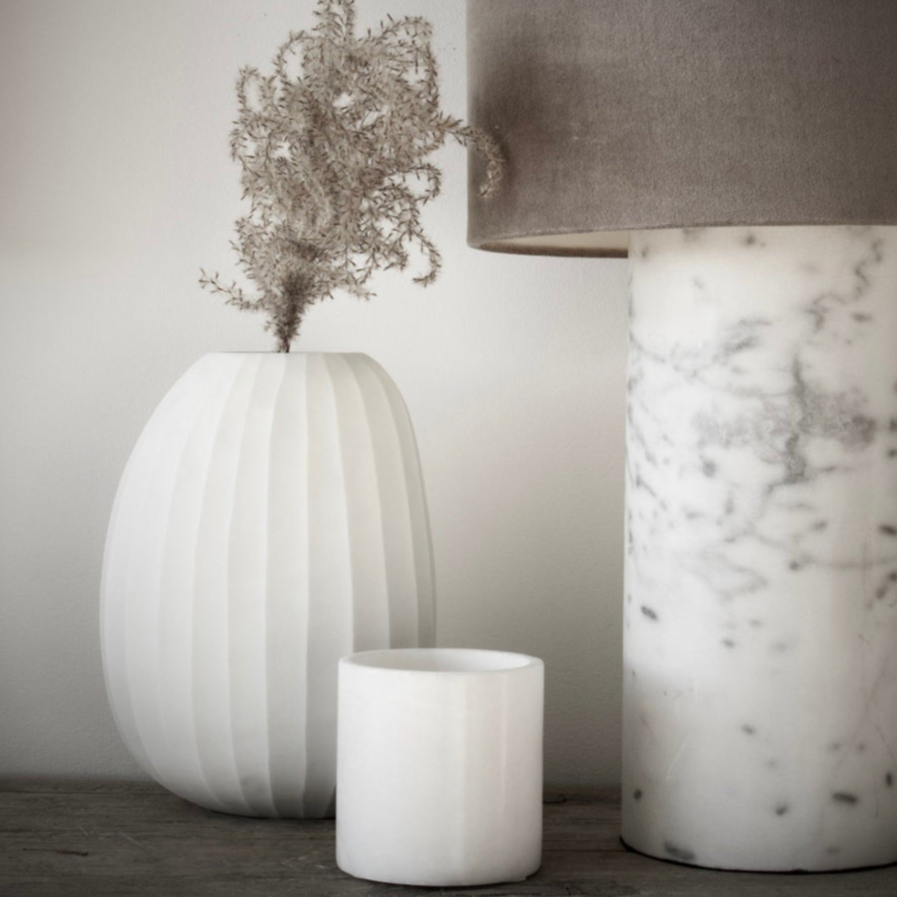 Organic vase 04 - white