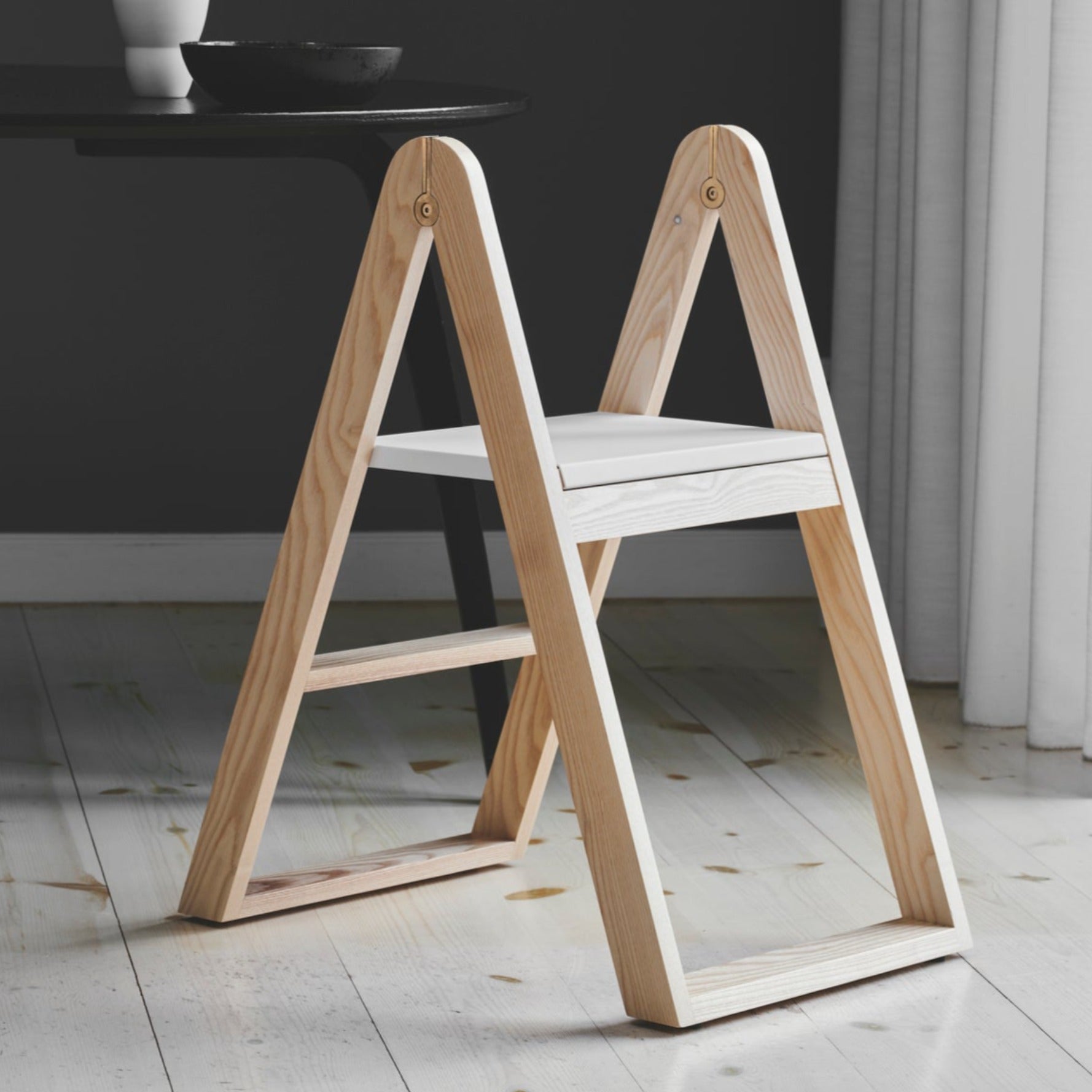 REECH Step Ladder, Ash