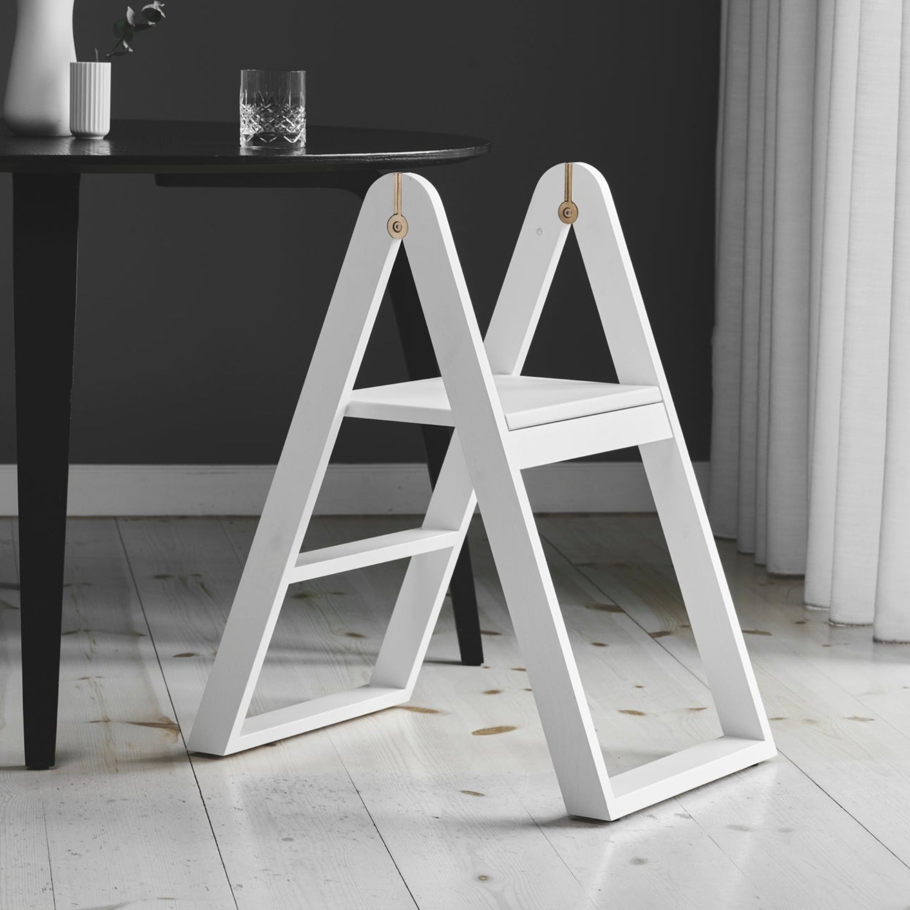 REECH Step Ladder, White