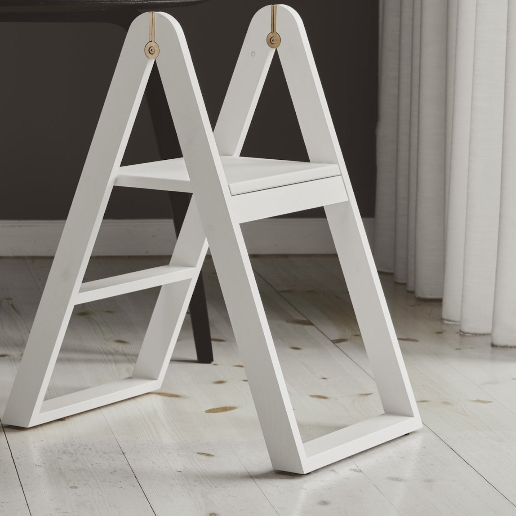 REECH Step Ladder, White