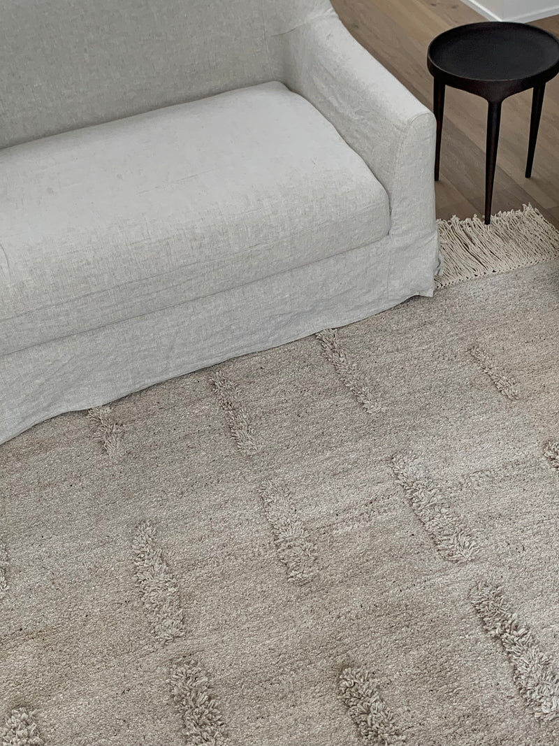 Laine, Natural White - Hand Knotted Rug