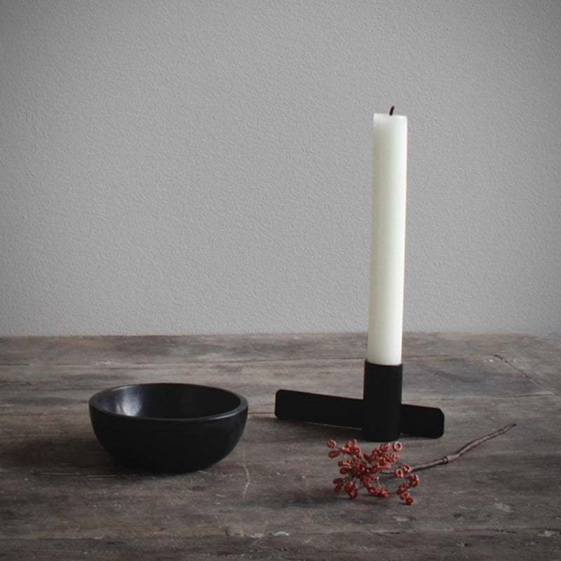 SIMPLE candle holder