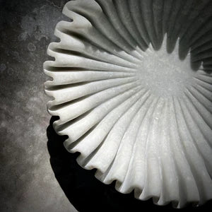 Marblelous scallop bowl, large