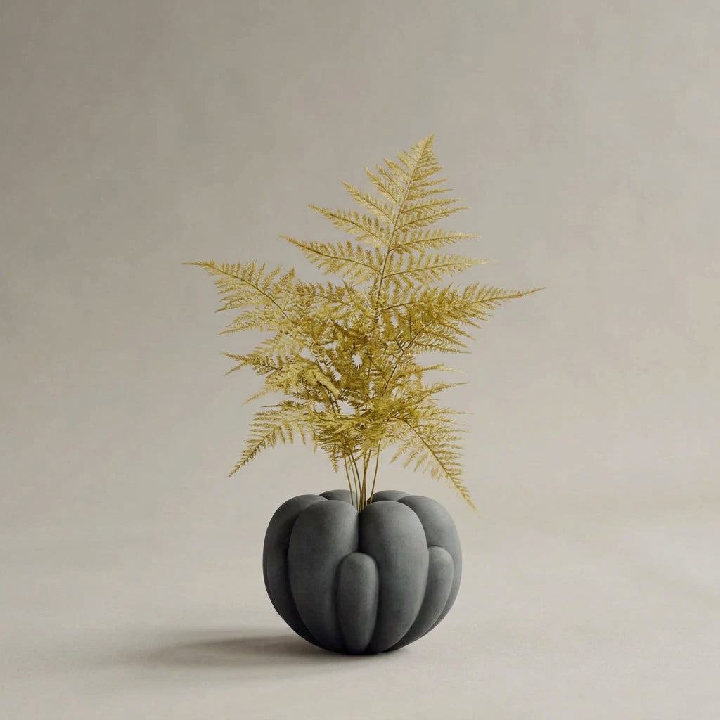 Bloom Vase, Petit - Dark Grey