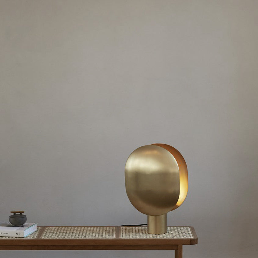 Clam Table Lamp - Brass