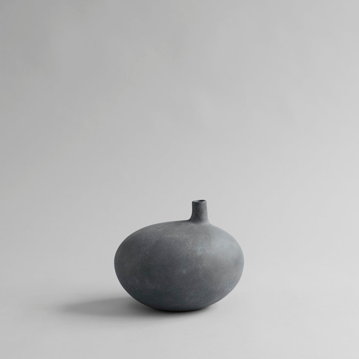 Submarine Vase, Small - Dark Grey