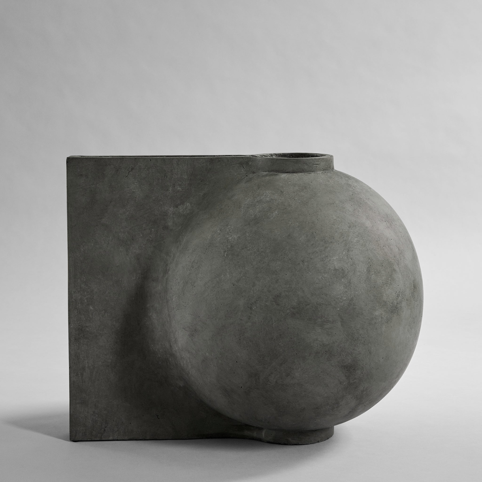 Offset Vase, Big - Dark Grey