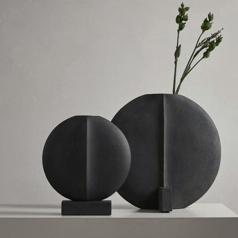 Ceramics & Vases - Guggenheim