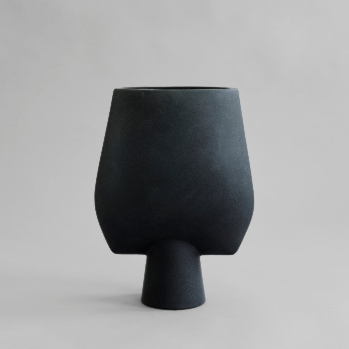 Sphere Vase Square, Big - Black