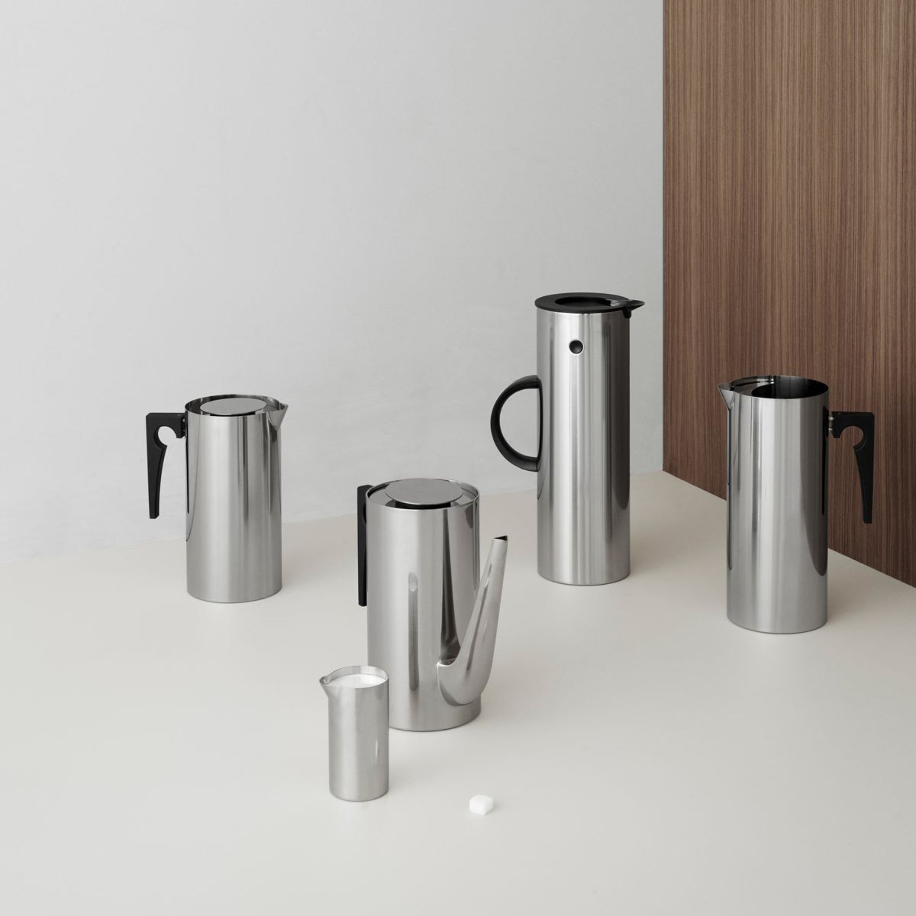 EM77 vacuum jug 1 L - steel
