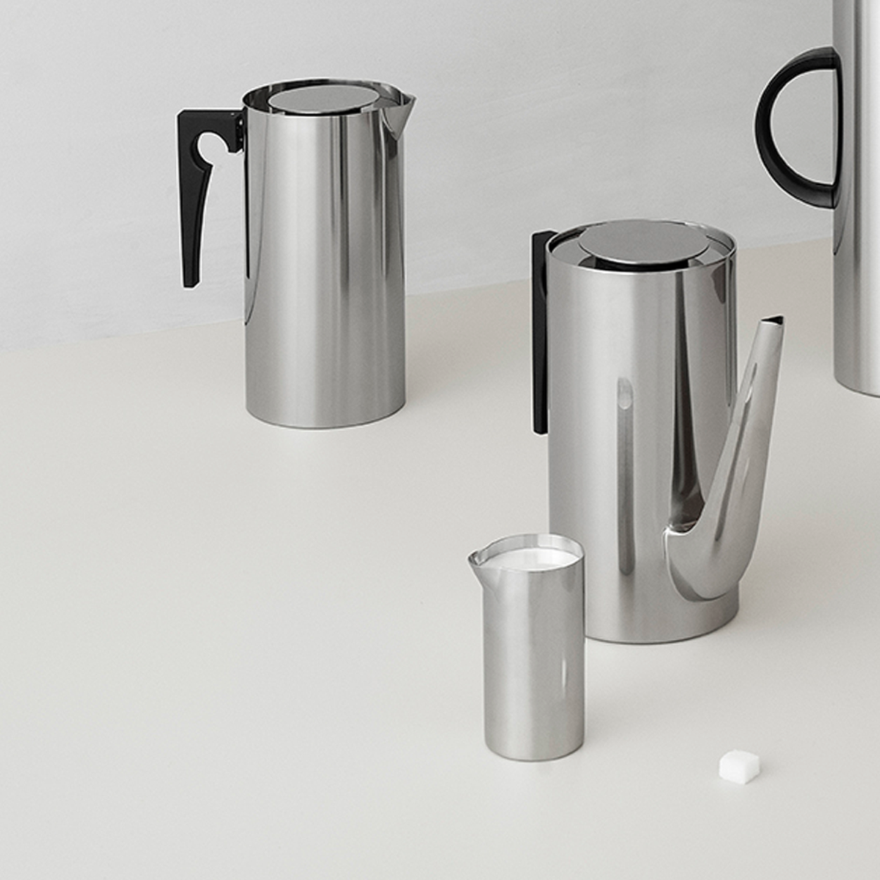 Arne Jacobsen creamer