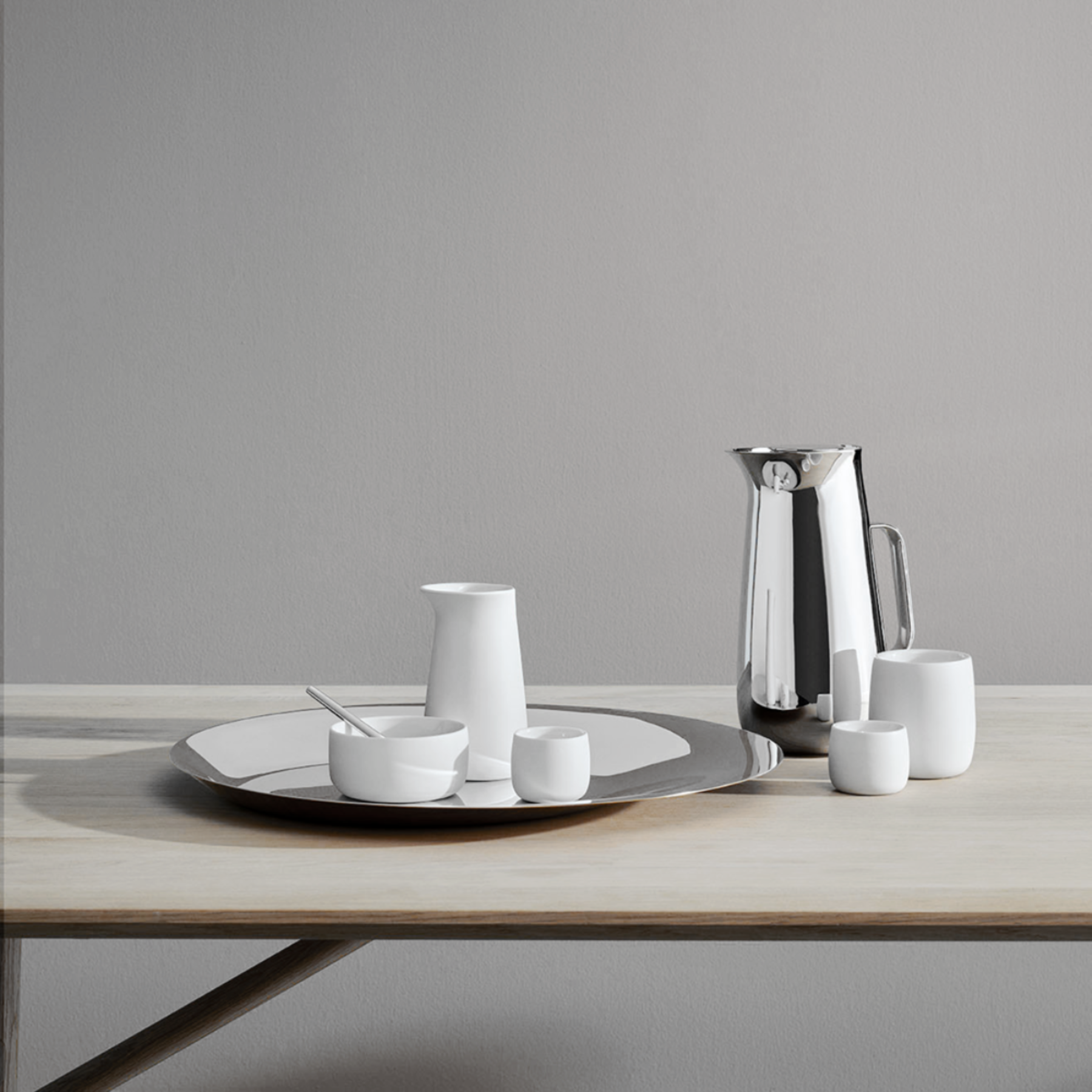 Norman Foster vacuum jug