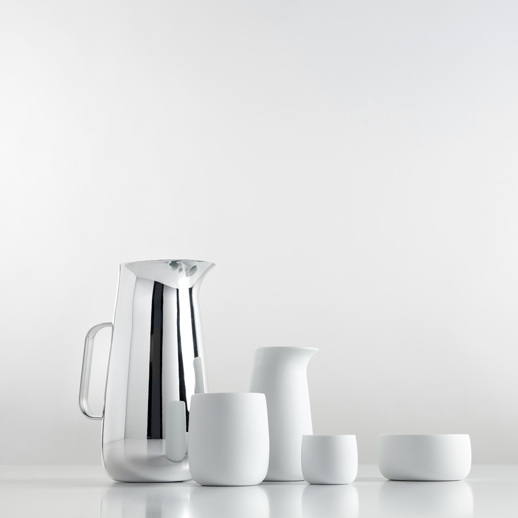 Norman Foster vacuum jug