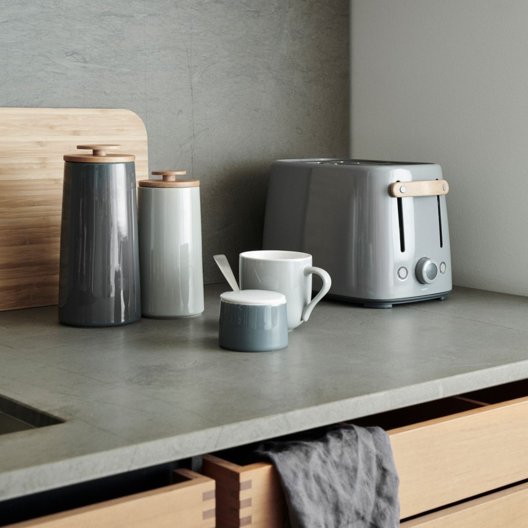 Emma storage jar, tall - dark grey
