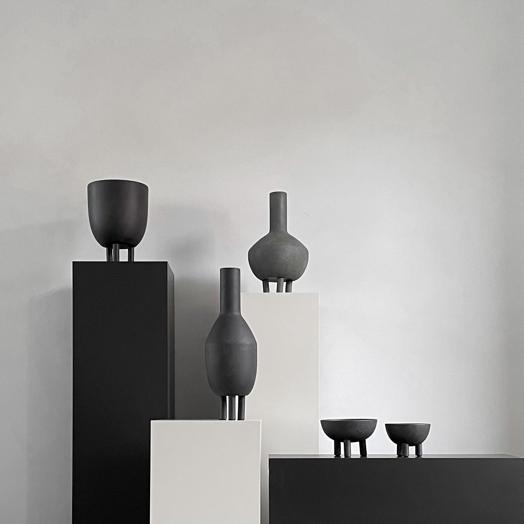 Duck Vase, Fat - Dark Grey