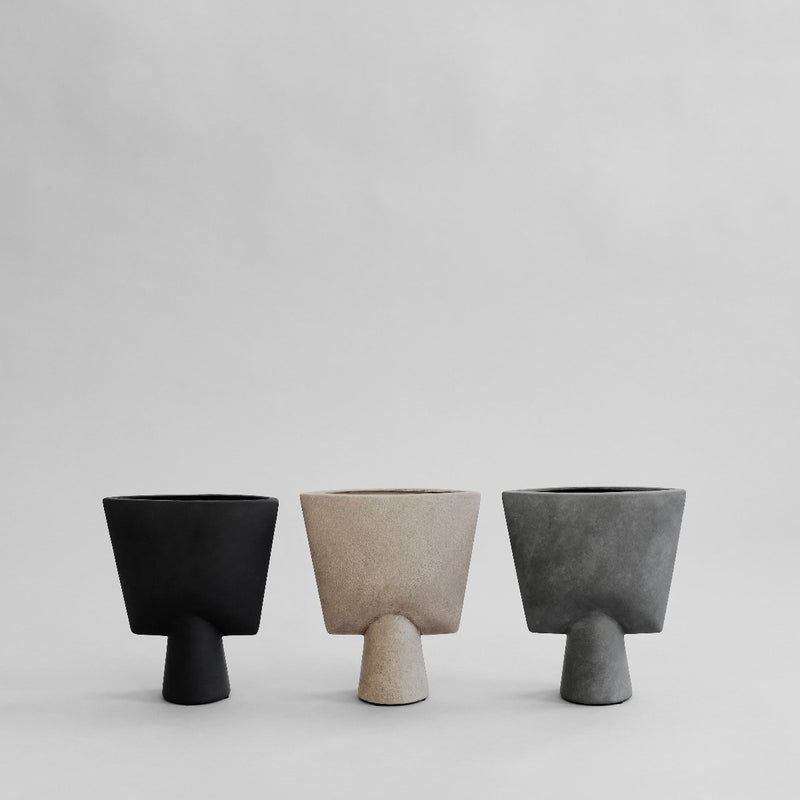 Sphere Vase Triangle, Mini - Dark Grey