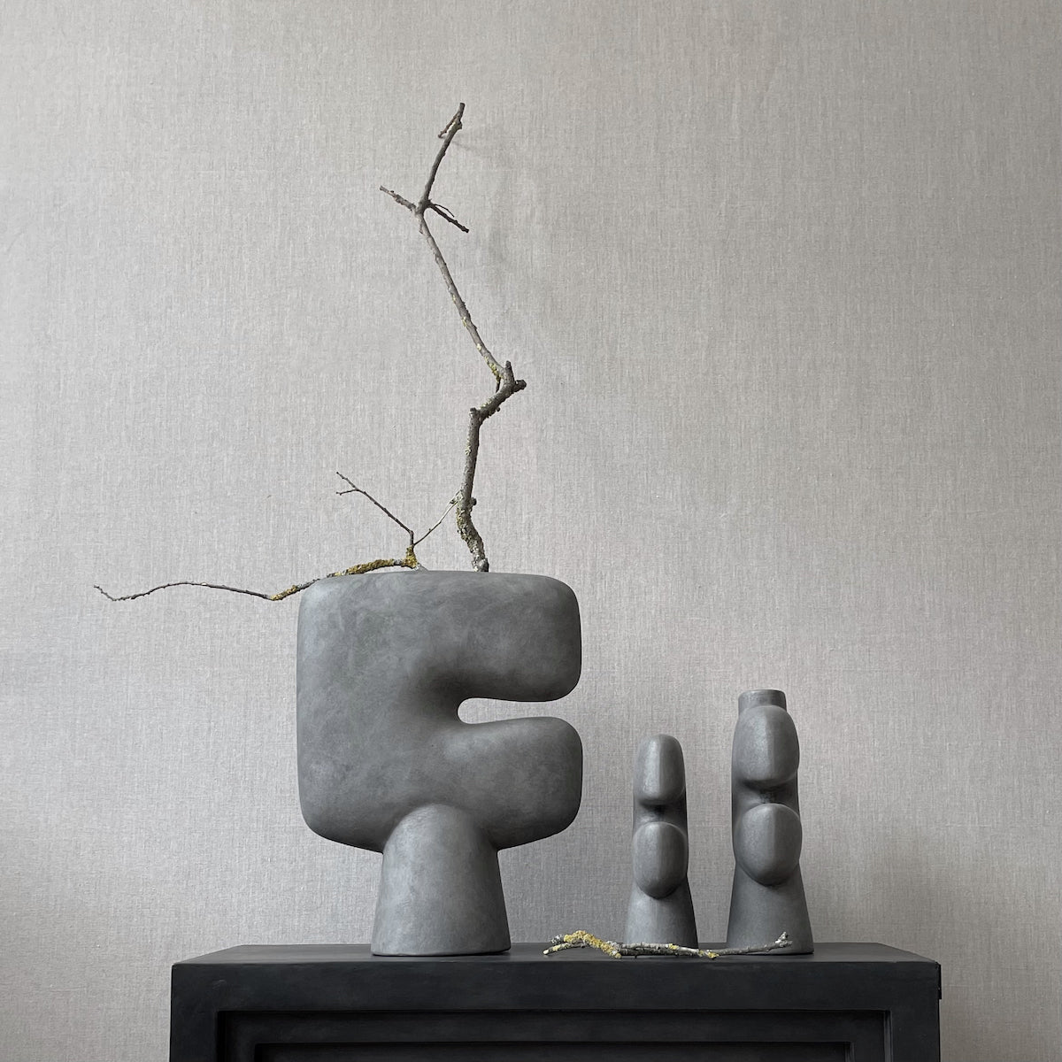 Tribal Vase, Big - Dark Grey