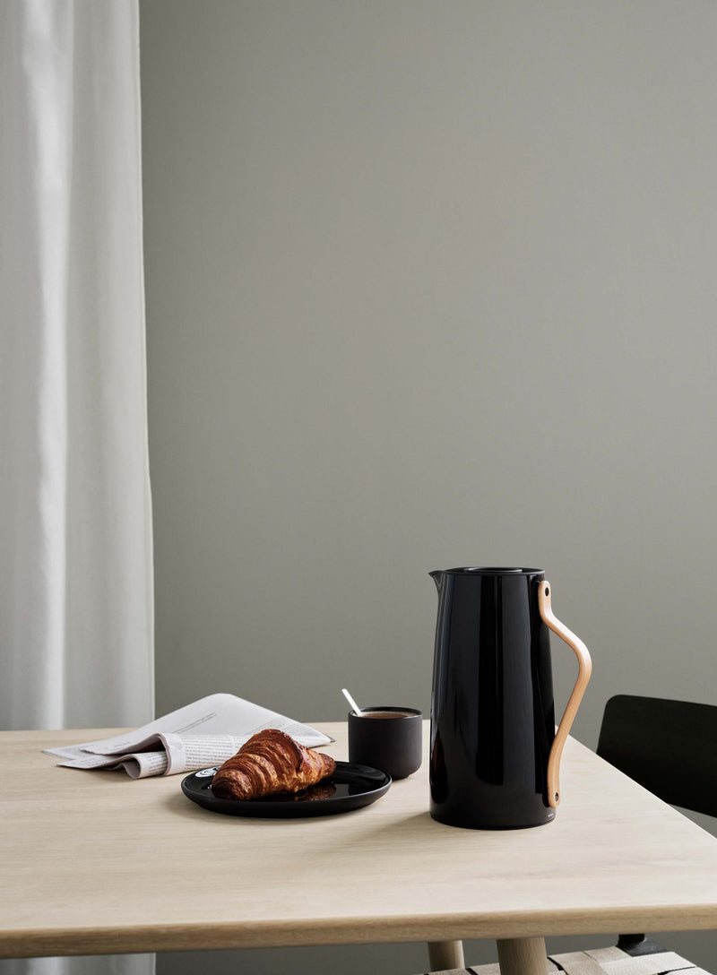 Emma vacuum jug, coffee 40.6 oz black