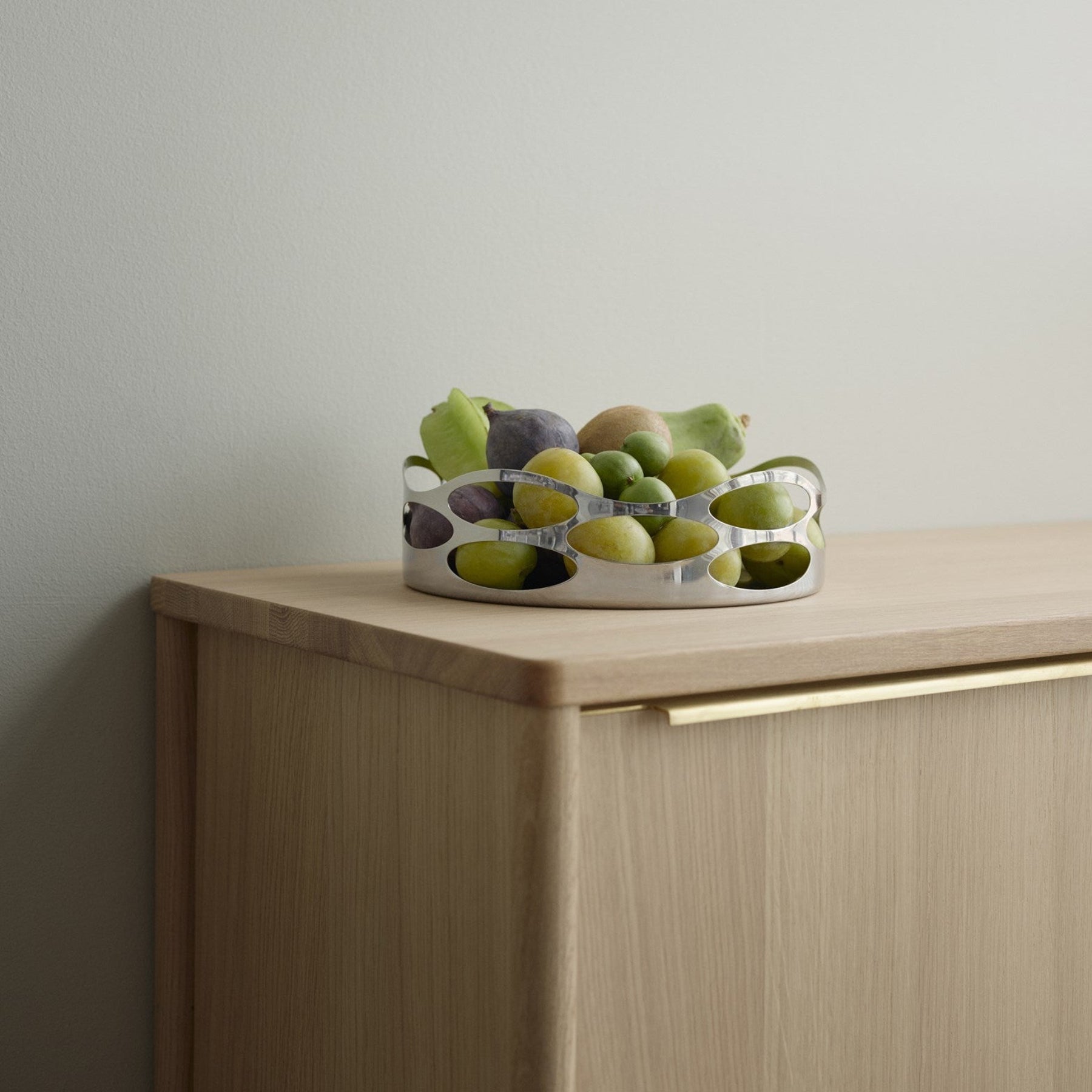 Embrace bread tray, chalk